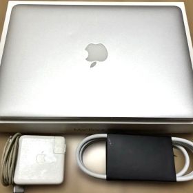 Apple MacBook Pro (13-inch, Early 2015)