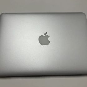 Apple MacBook Pro 2015 13インチ充電器付き
