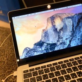 【美品】MacBook Pro 2015
