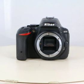 【中古】(ニコン) Nikon D5500 ボディ ブラック