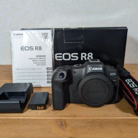 【美品】 Canon EOS R8 ボディ シャッター約3800回 元箱付