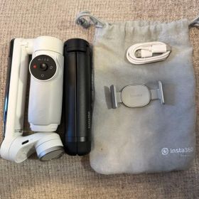 Insta360 アクションカメラ本体 ホワイト