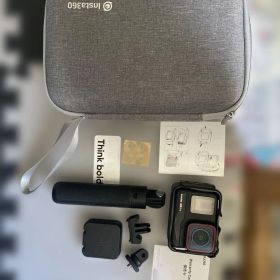 Insta360 Ace Pro 本体 付属品付き