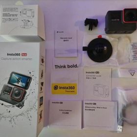 ジャンク（＝type-c端子に問題） Insta360 Ace アクションカメラ