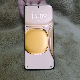 HUAWEI P50 Pro 中古¥49,980 | 新品・中古のネット最安値 | カカクキング