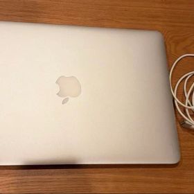 MacBook Air (13.3inch, 2017) 本体