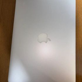 Apple MacBook Air 13インチ シルバー 2017 8GB