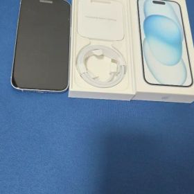 【美品】iPhone15 ブルー 128GB SIMフリー