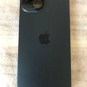 極美品☆国内版SIMロック解除済みiPhone 15 128Gb 多数おまけ付き