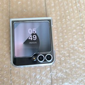 国内版 Galaxy Z Flip 6 256GB ホワイト SIMフリー