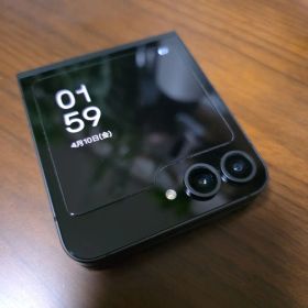 Samsung Galaxy Z Flip 6 ブラック