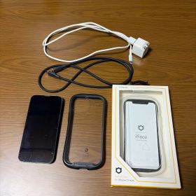 iPhone13mini 本体（128gb）iface 充電ケーブル付き