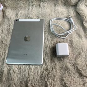 Apple iPad mini 4 32GB シルバ