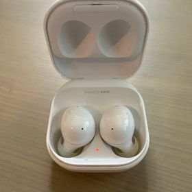 AKG Galaxy Buds2