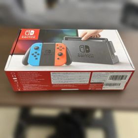 女性オーナー！NINTENDO Switch本体 識別T