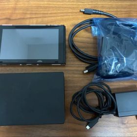 Nintendo switch 本体 Joy-Conなし