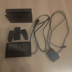 Nintendo Switch 本体 joy-con無し