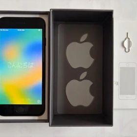 Apple iPhone 8（動作確認・初期化済み）ブラック