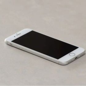 Apple iPhone シルバー8 64GB