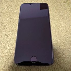 Apple iPhone 8 64GB スペースグレイSIMロック解除済