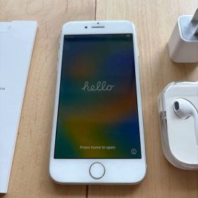 iPhone8 64GB ホワイト