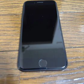 Apple iPhone 8 64GB ブラック