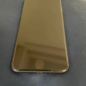 iPhone8 64 GB 超美品 カバー 保護シートつき