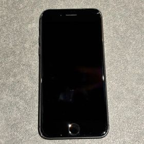 Apple iPhone 8 ブラック 本体