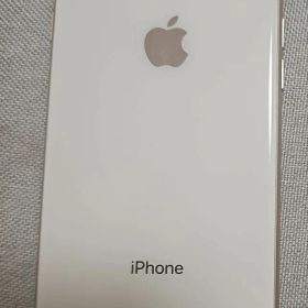 iPhone 8 256GB 本体 au