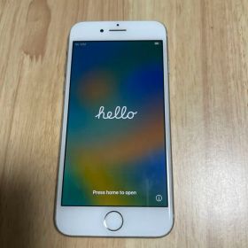 Apple iPhone 8 シルバー 本体