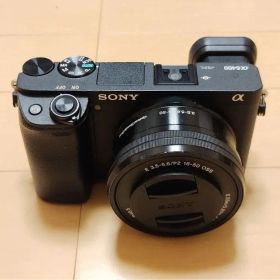 SONY α6400 パワーズームレンズキット おまけストラップ付き