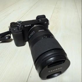Sony α6400 + Tamron 17-70mm F2.8