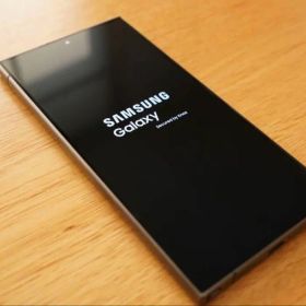 美品 Galaxy S24 Ultra 512GB チタニウムブラック