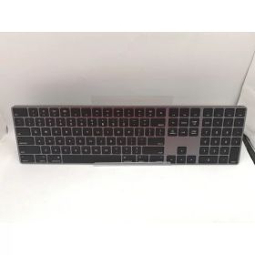 【中古】Apple Magic Keyboard（2018/テンキー付き/A1843） - 英語（US） スペースグレイ MRMH2LL/A【川越クレアモール】保証期間1週間