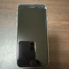 iPhoneSE第2世代本体ホワイト64GB Apple