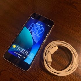 iPhone SE 第2世代 64GB ホワイト 最新iOS18 SIMフリー