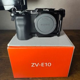 【超美品】Sony ZV-E10 ボディ（ブラック） カバー付