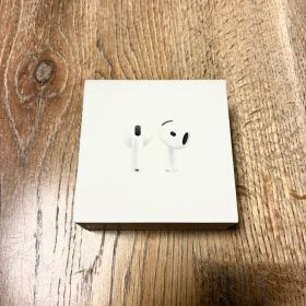 マ*郎様 新品 未開封 AirPods 4 本体 USB-C充電対応 ANC非搭