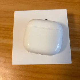 AirPods 4 アクティブノイズキャンセル