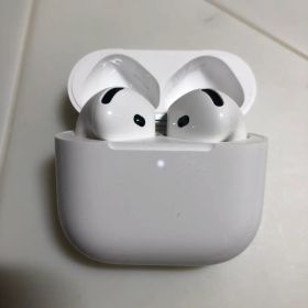 Apple AirPods 第4世代 ANC ノイズキャンセリング付き