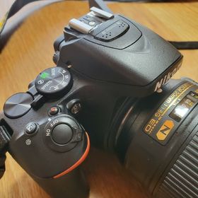 ニコン(Nikon)の値下げ【美品】Nikon D5600 AF-S NIKKOR 20mm(デジタル一眼)