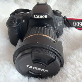 Canon EOS 60D デジタル一眼レフカメラ