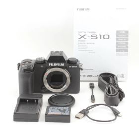 FUJIFILM 富士フイルム X-S10 ボディ