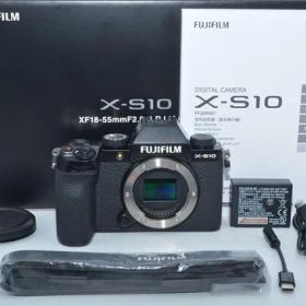 953★新品級・ショット数9回★FUJIFILM ミラーレスデジタルカメラ X-S10