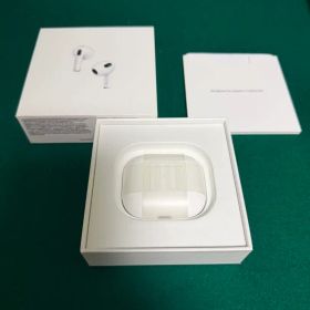Apple AirPods 3