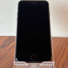 ☆美品☆iPhone SE 第3世代 (SE3) ③