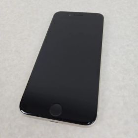 【美品】iPhone SE 第3世代 5G対応 スターライト スマホ SE3