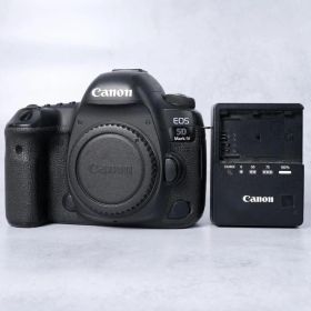 Canon EOS 5D Mark IV