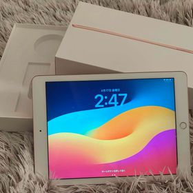 アイパッド(iPad)のiPad 第6世代 Wifiモデル 128GB ローズゴールド 本体 タブレット(タブレット)
