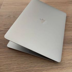 【超美品】MacBook Air M1 13インチ 8GB/256GB箱付き